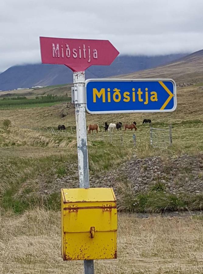 Midsitja Villa Varmahlíð Dış mekan fotoğraf